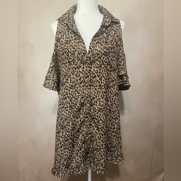 Umgee women's S animal print cold shoulder shirt dress w/ raw seam detail GUC - Picture 2 of 7